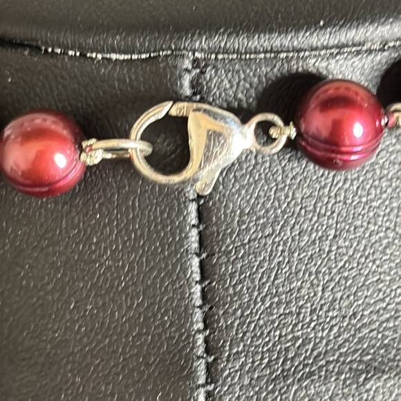 Marked 925 Clasp Sterling Silver Glass Pearl Maroon Beaded Necklace - Picture 5 of 7